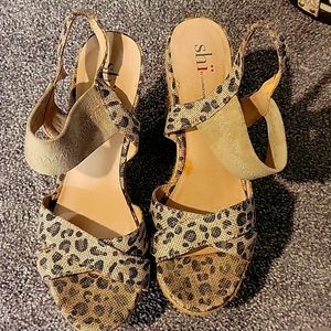 Cheetah print heels, gently used